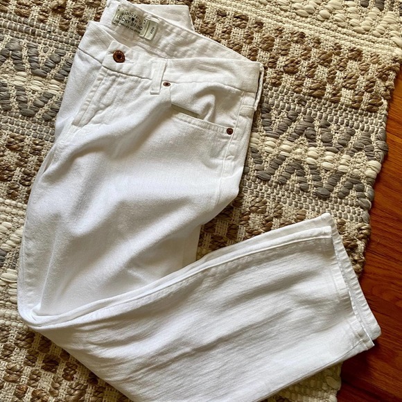 Lucky Brand Denim - Lucky Brand white sweet jean crop size 8/29